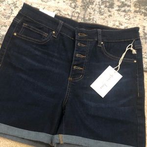 Grace & Lace button up denim shorts